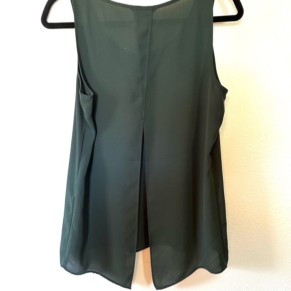 Express Top - Picture 2 of 3